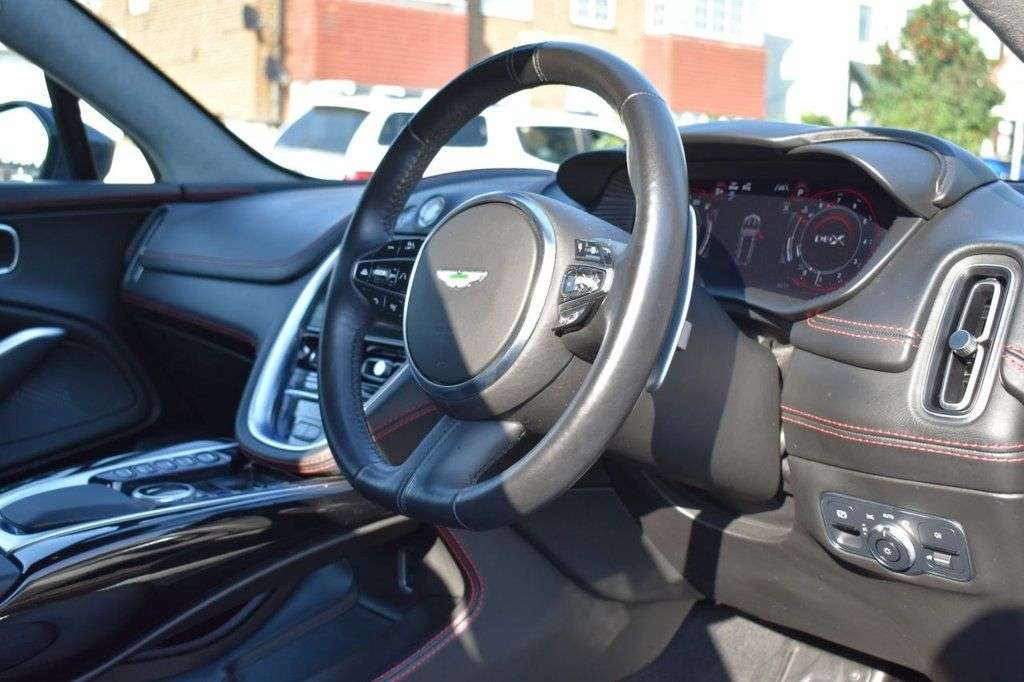 2021 ASTON MARTIN DBX 2021 ASTON MARTIN DBX