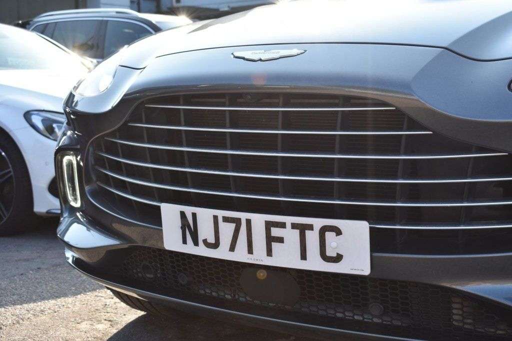 2021 ASTON MARTIN DBX 2021 ASTON MARTIN DBX