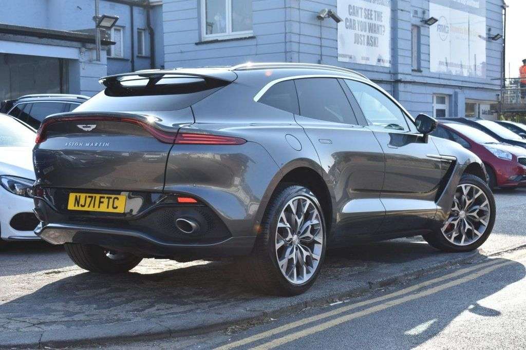 2021 ASTON MARTIN DBX 2021 ASTON MARTIN DBX