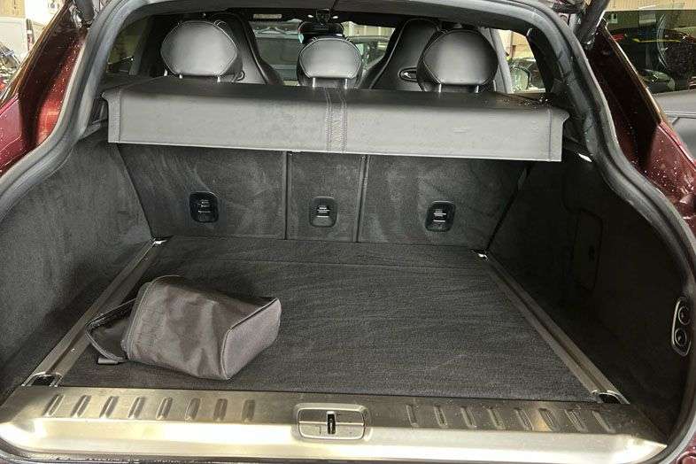 2021 ASTON MARTIN DBX 2021 ASTON MARTIN DBX