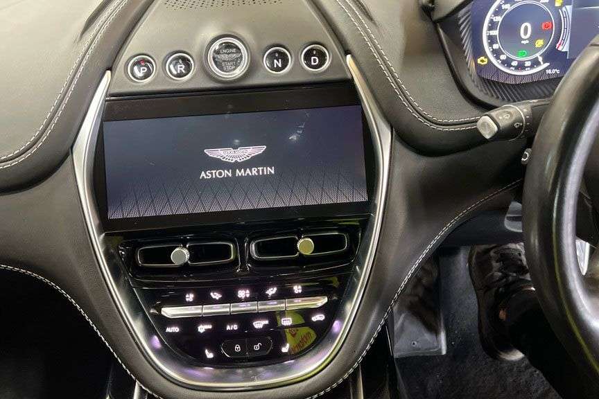 2021 ASTON MARTIN DBX 2021 ASTON MARTIN DBX