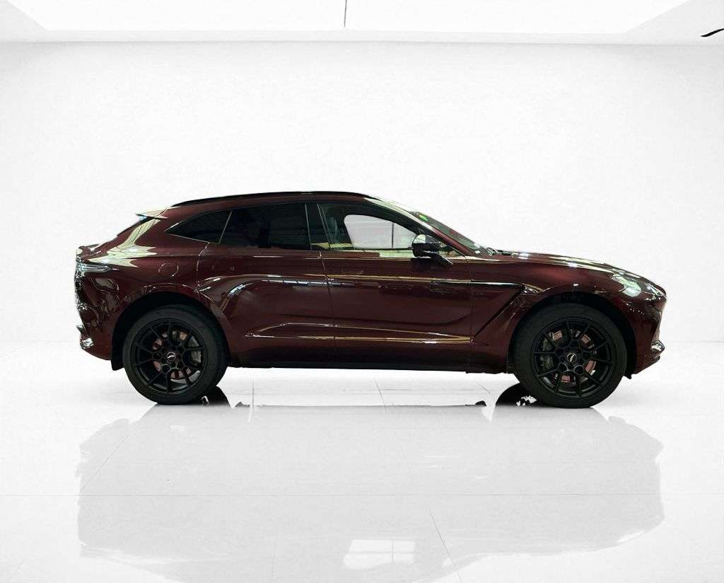 2021 ASTON MARTIN DBX 2021 ASTON MARTIN DBX