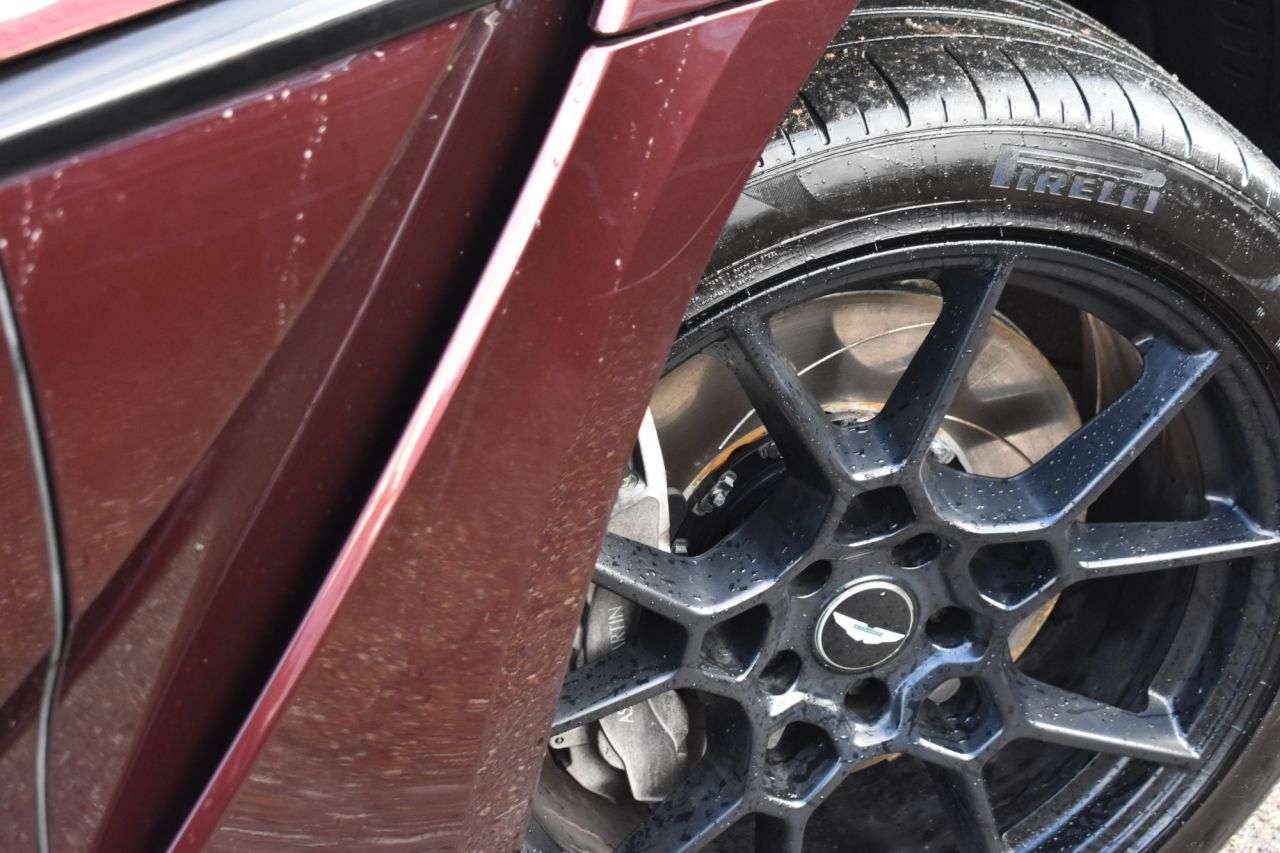 A 2021 ASTON MARTIN DBX 4.0 | V8 | PETROL | AUTOMATIC | 4WD | EXTENDED ASTON MARTIN WARRANTY | 360 A 2021 ASTON MARTIN DBX 4.0 | V8 | PETROL | AUTOMATIC | 4WD | EXTENDED ASTON MARTIN WARRANTY | 360