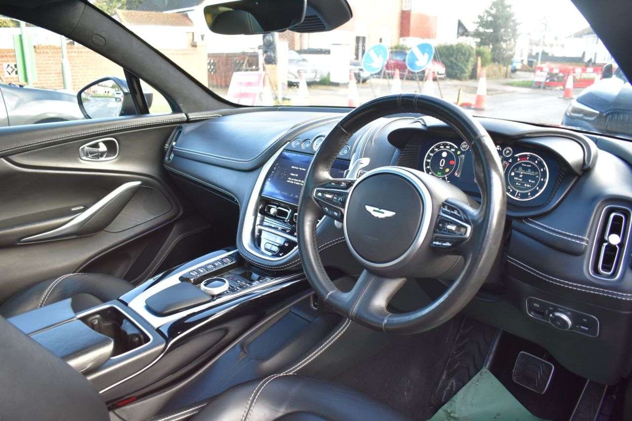 2021 ASTON MARTIN DBX 2021 ASTON MARTIN DBX