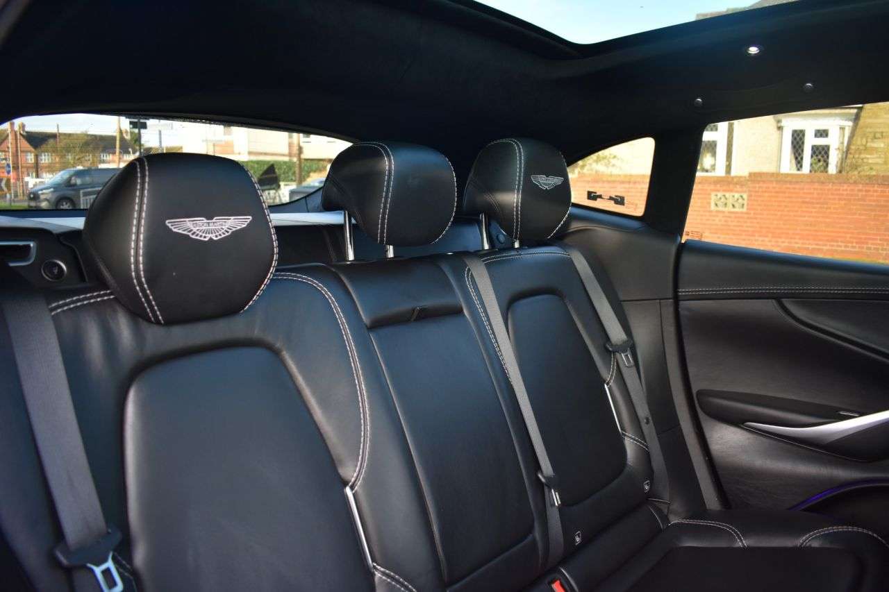 2021 ASTON MARTIN DBX 2021 ASTON MARTIN DBX