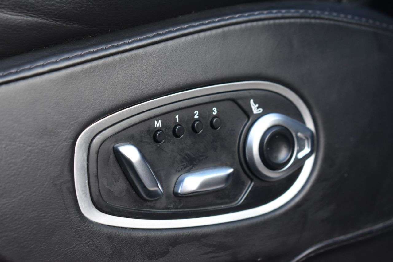 2021 ASTON MARTIN DBX 2021 ASTON MARTIN DBX