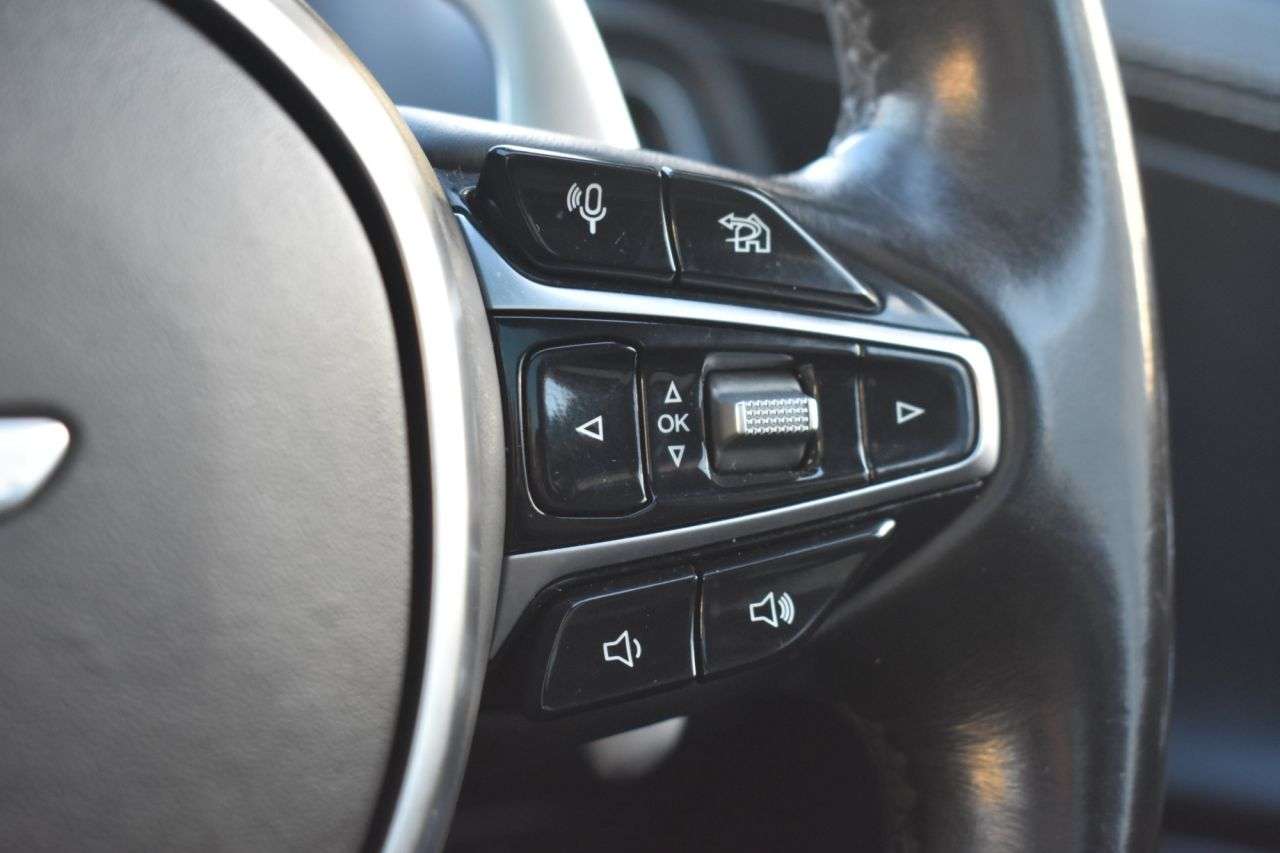 2021 ASTON MARTIN DBX 2021 ASTON MARTIN DBX