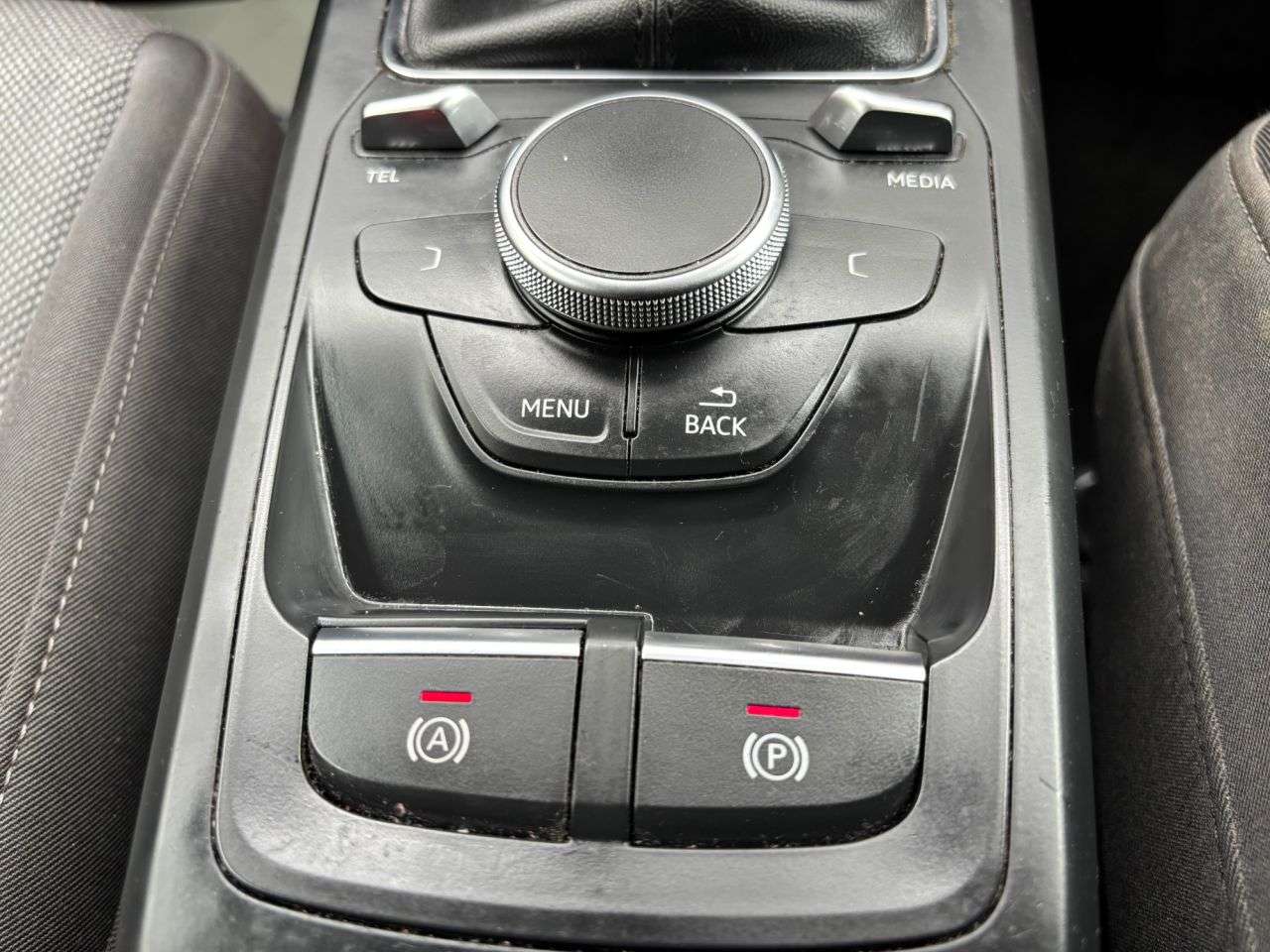 2019 AUDI Q2 2019 AUDI Q2