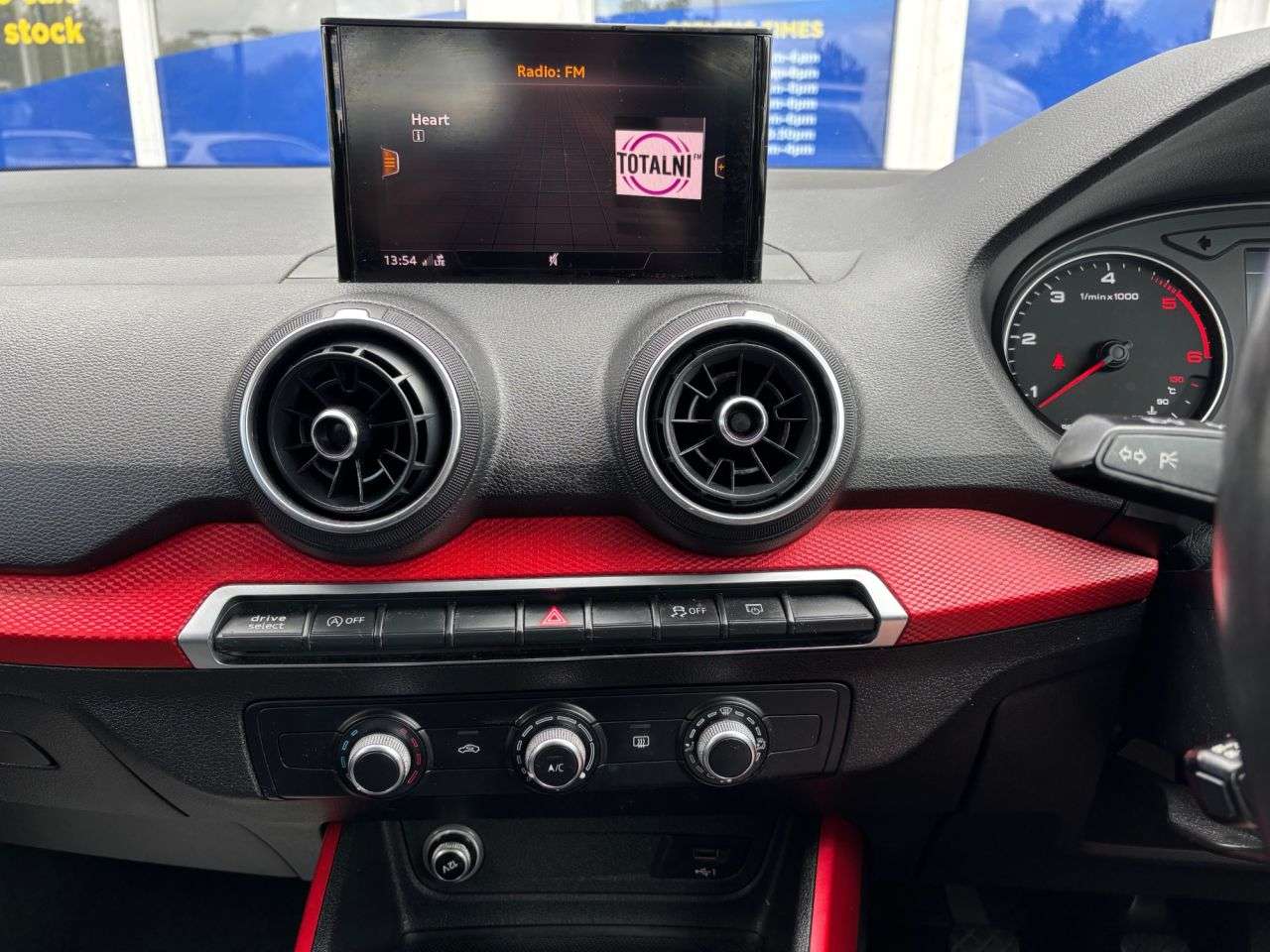 2019 AUDI Q2 2019 AUDI Q2