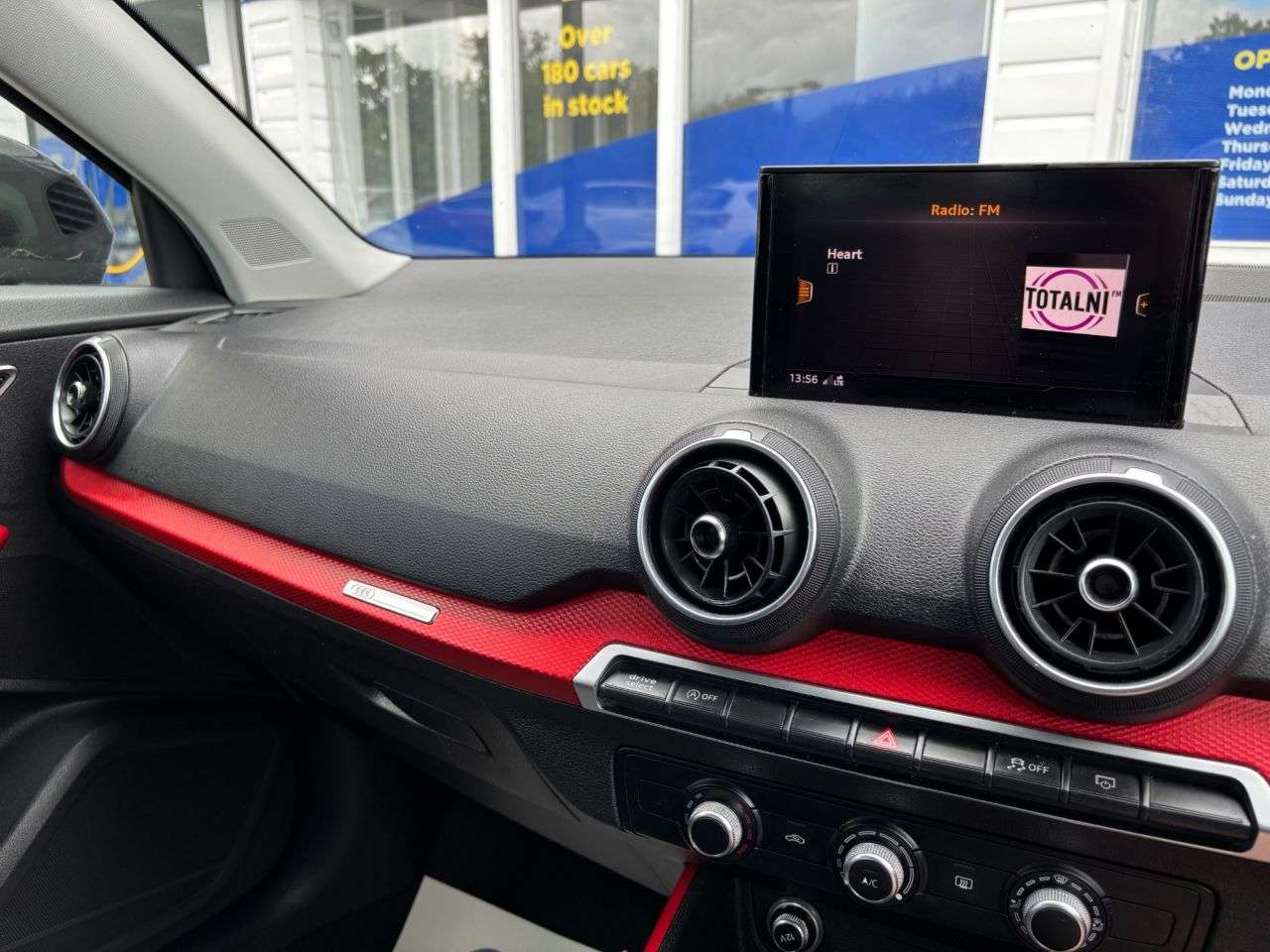 2019 AUDI Q2 2019 AUDI Q2