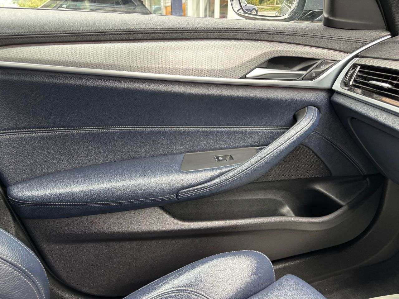 2018 BMW 5 SERIES 2018 BMW 5 SERIES