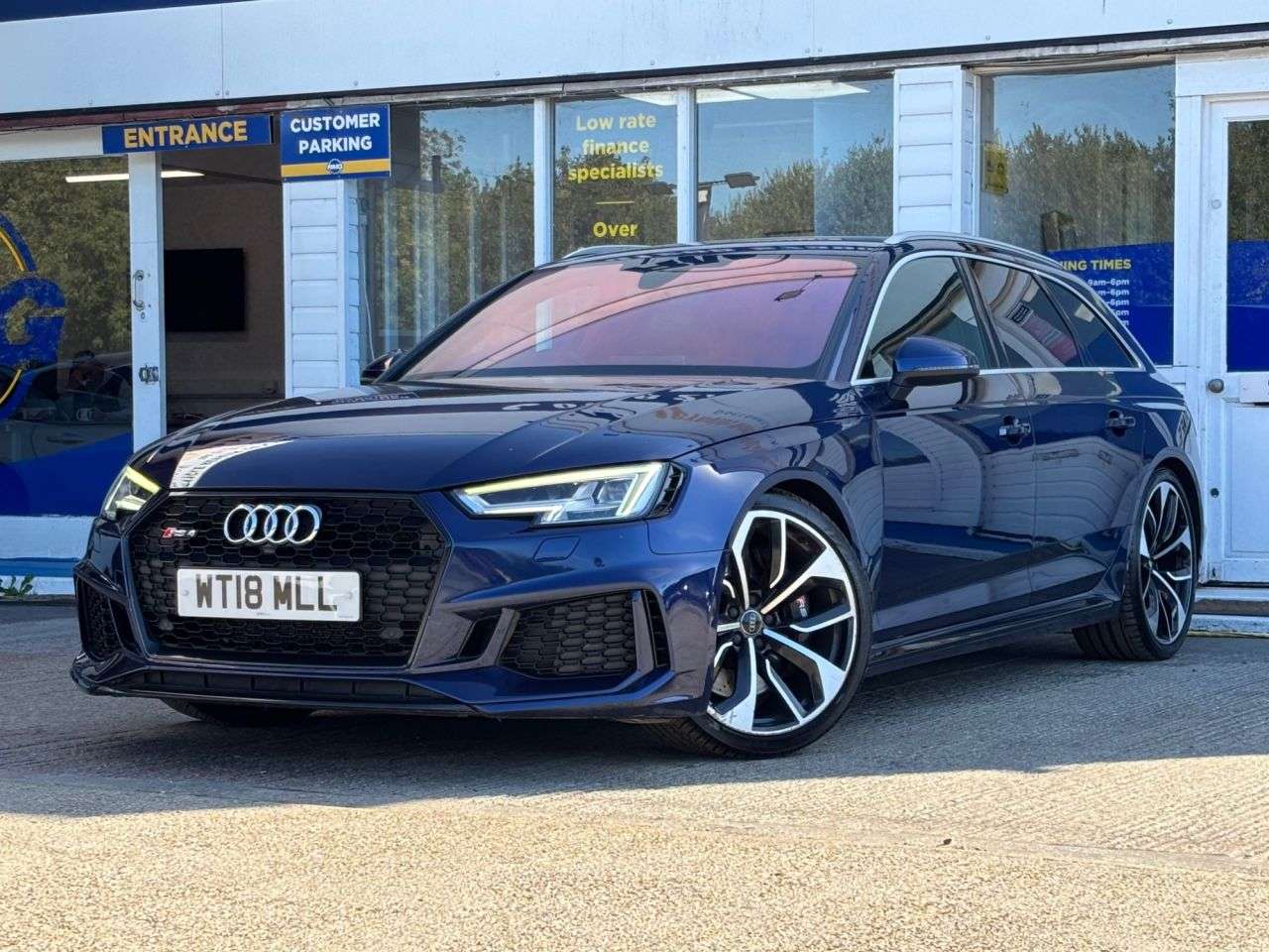 2018 AUDI RS4 AVANT 2018 AUDI RS4 AVANT