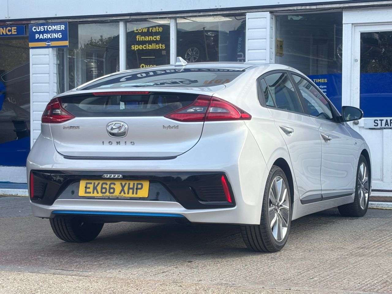 0 HYUNDAI IONIQ 0 HYUNDAI IONIQ