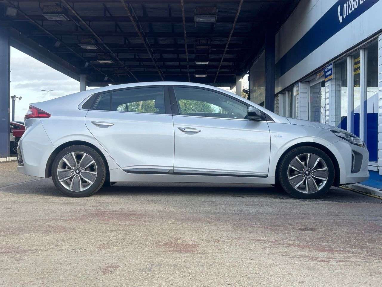 0 HYUNDAI IONIQ 0 HYUNDAI IONIQ