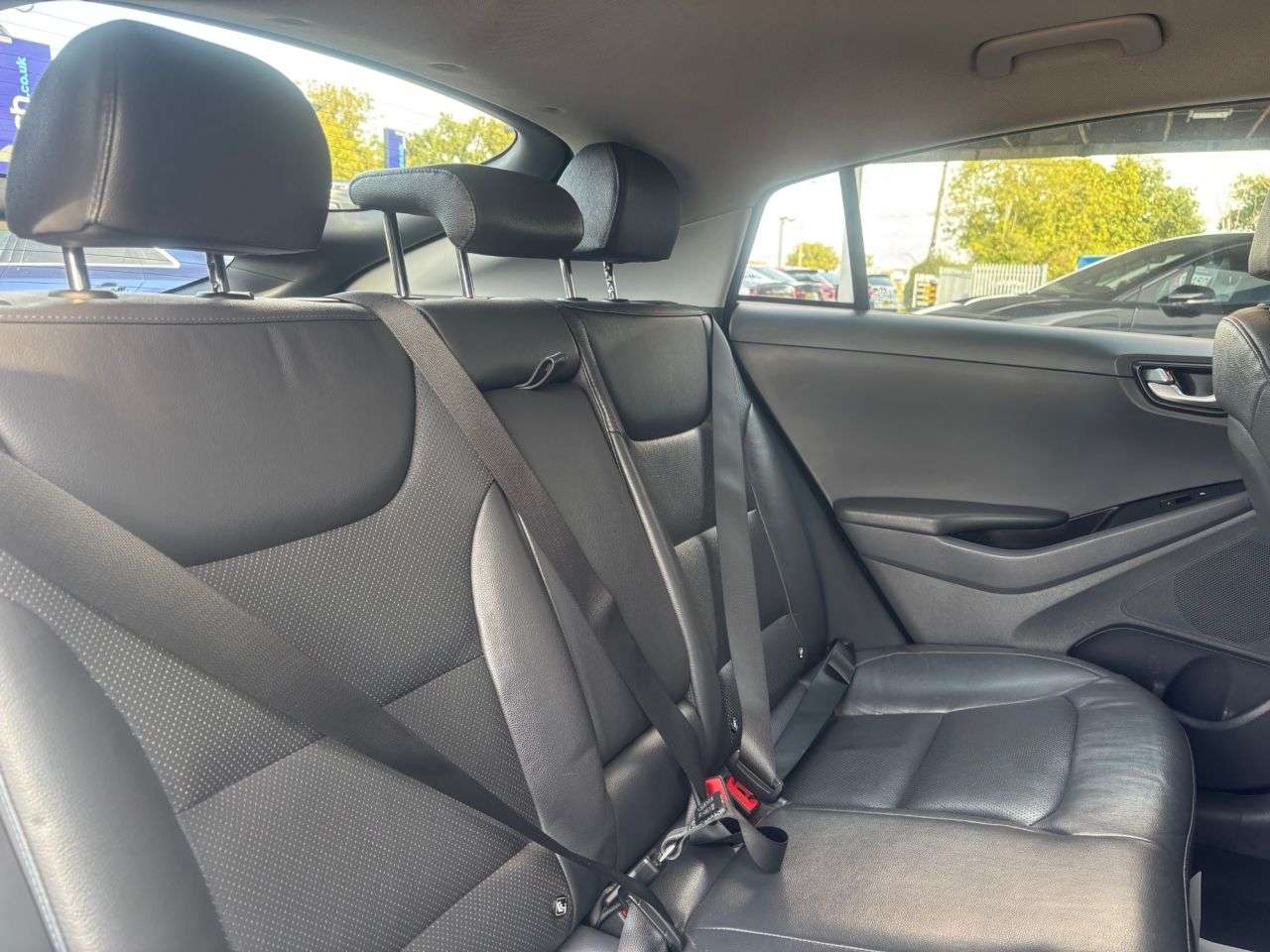 0 HYUNDAI IONIQ 0 HYUNDAI IONIQ