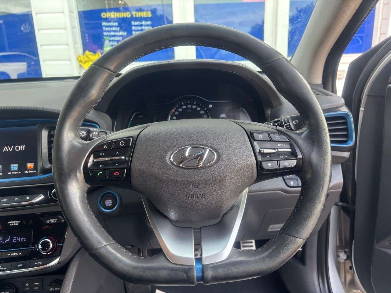 0 HYUNDAI IONIQ 0 HYUNDAI IONIQ