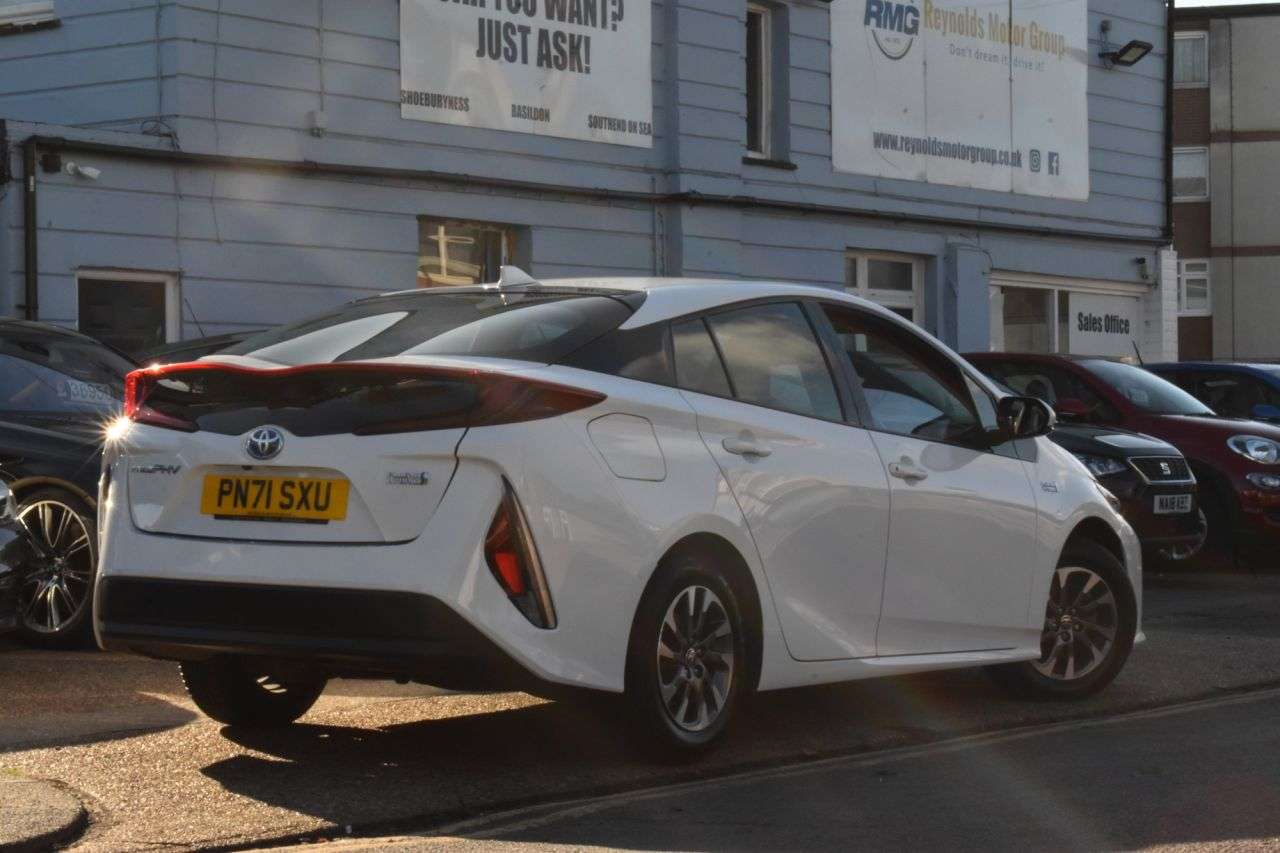 2021 TOYOTA PRIUS 2021 TOYOTA PRIUS