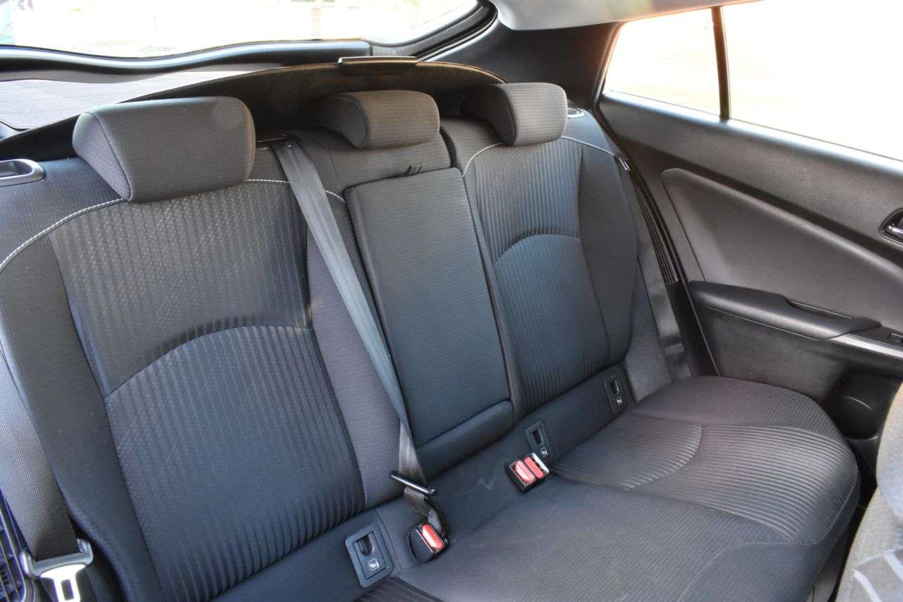 2021 TOYOTA PRIUS 2021 TOYOTA PRIUS