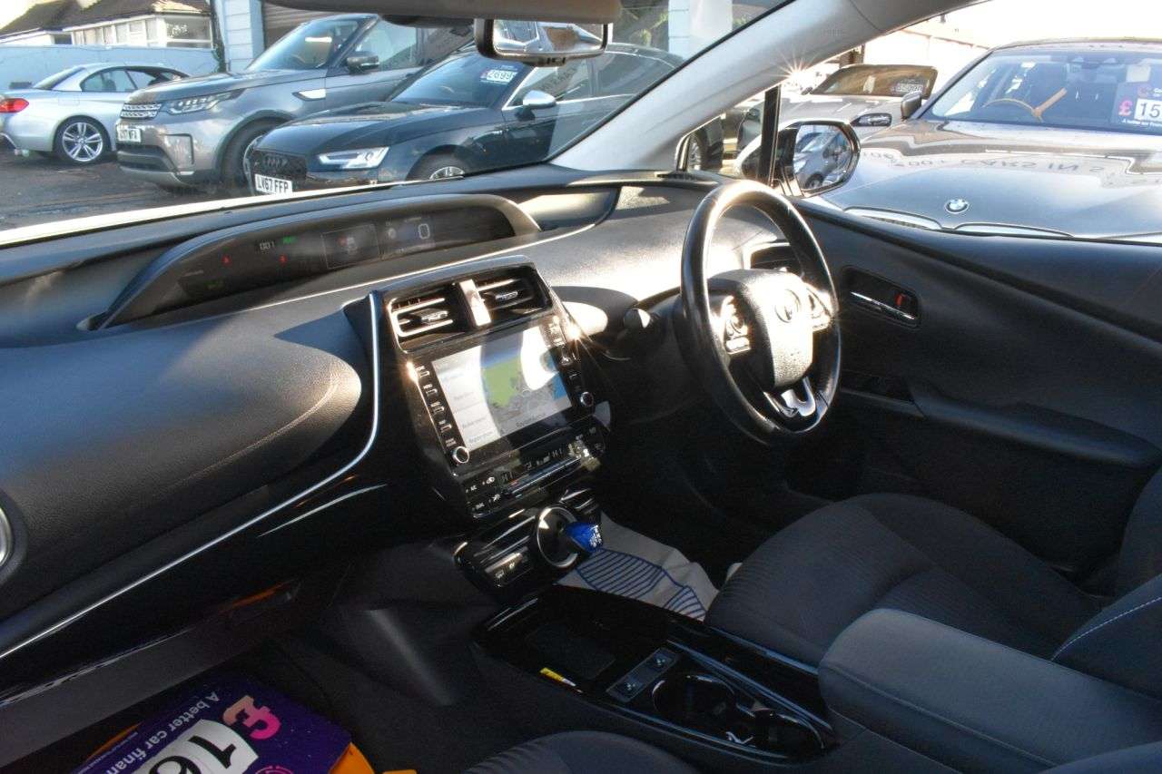 2021 TOYOTA PRIUS 2021 TOYOTA PRIUS