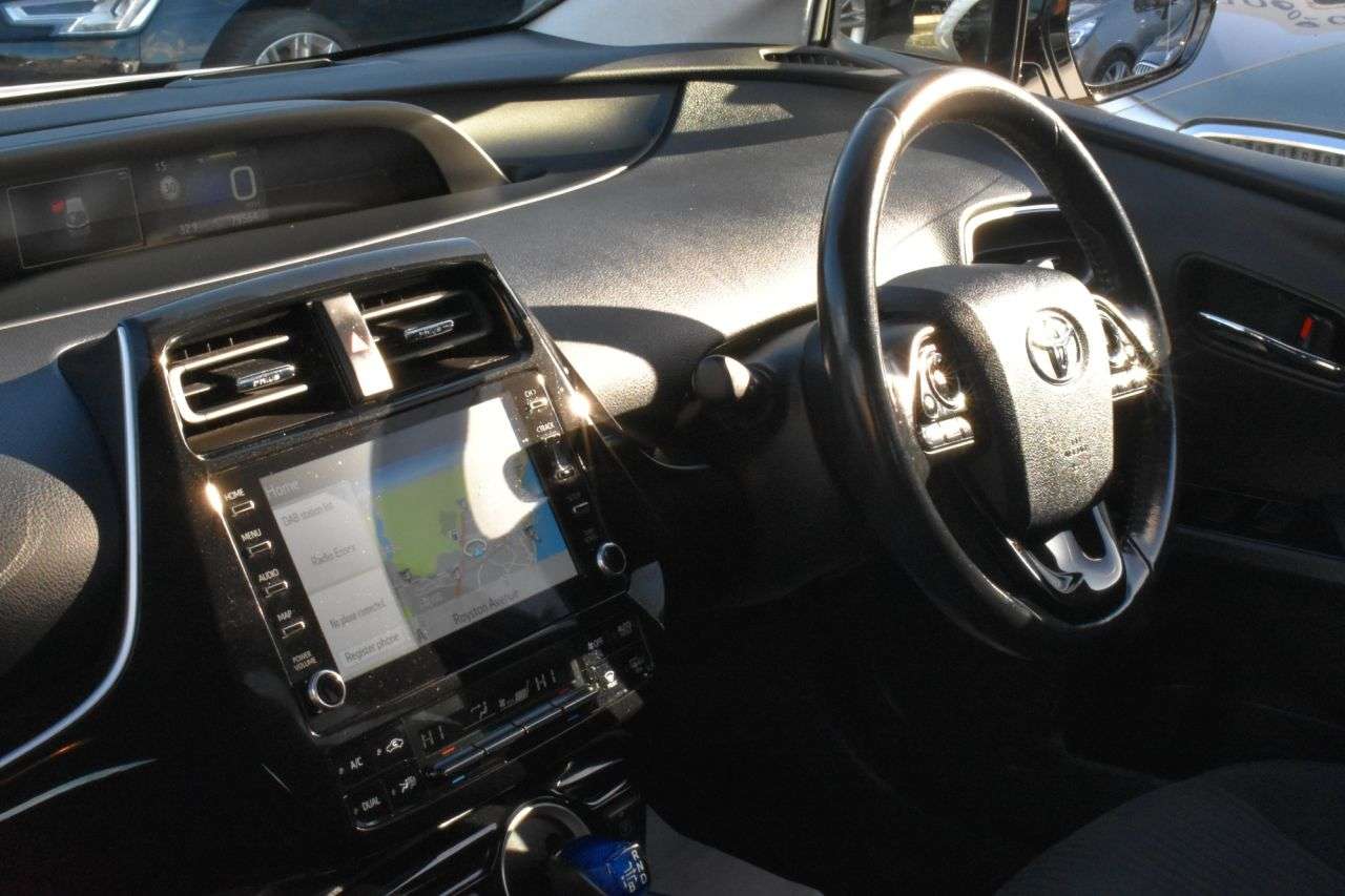 2021 TOYOTA PRIUS 2021 TOYOTA PRIUS