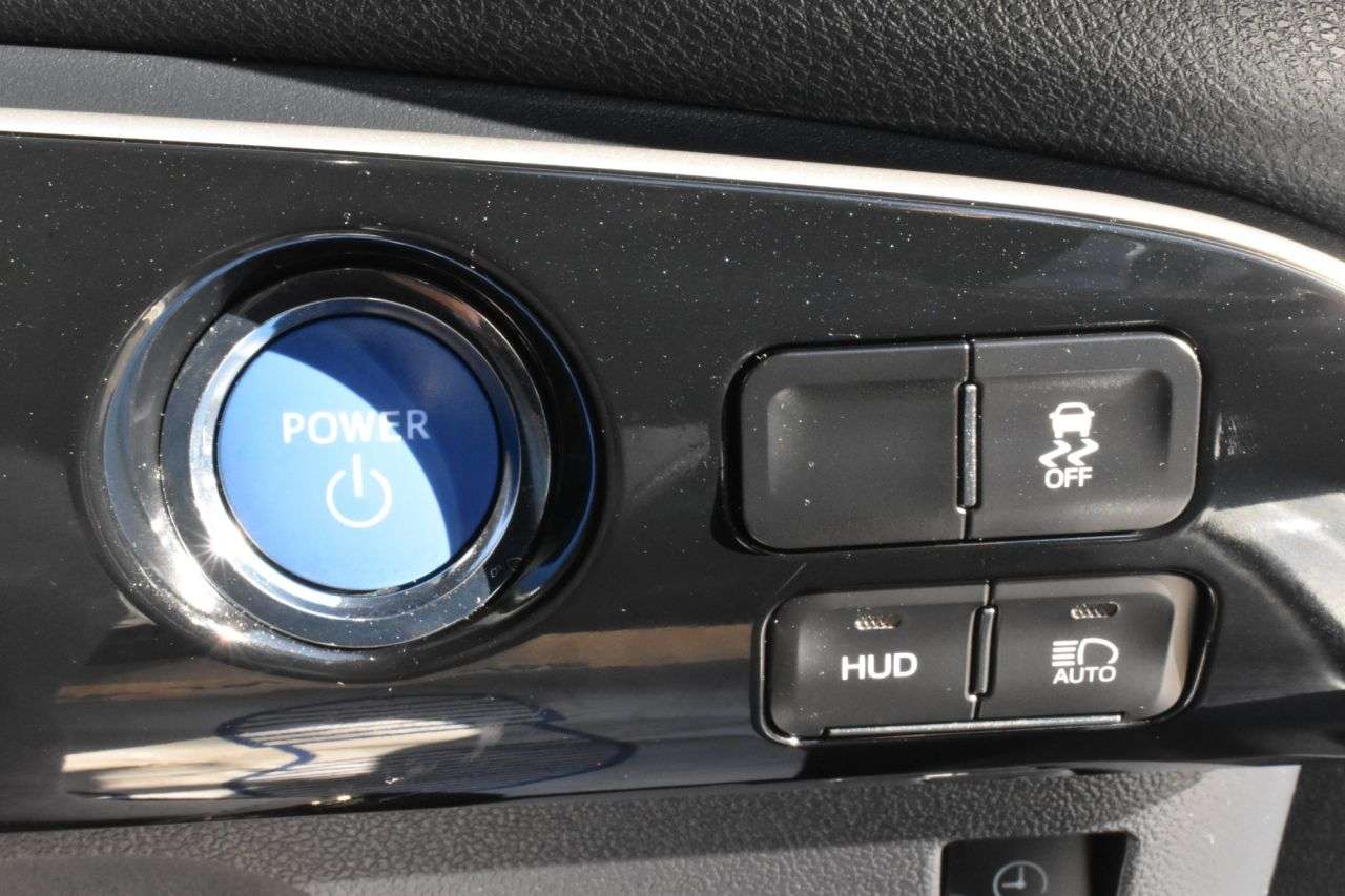 2021 TOYOTA PRIUS 2021 TOYOTA PRIUS