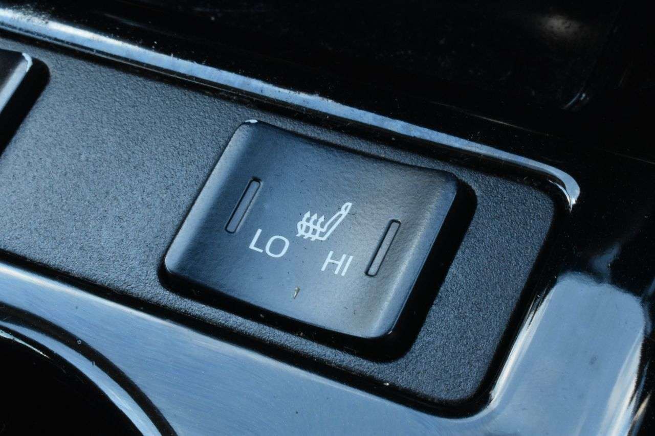 2021 TOYOTA PRIUS 2021 TOYOTA PRIUS