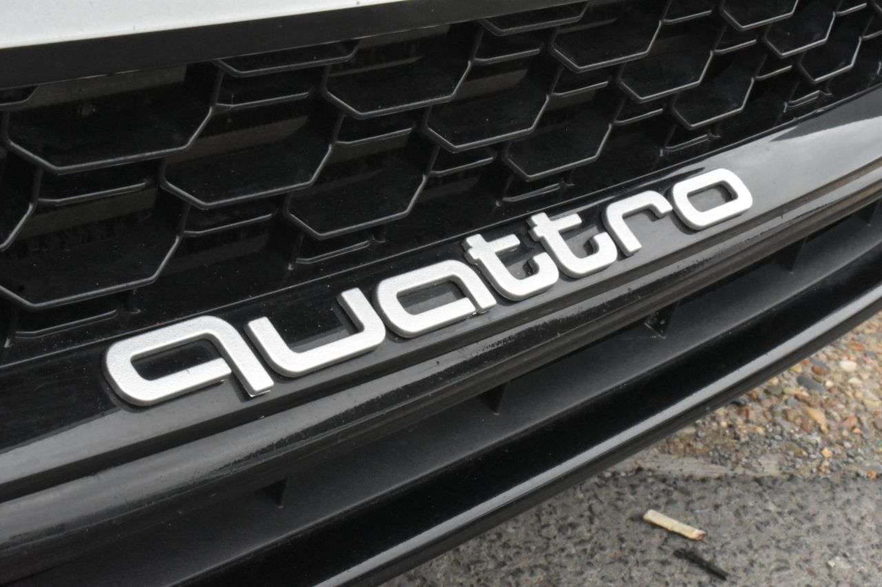 2017 AUDI S4 AVANT 2017 AUDI S4 AVANT