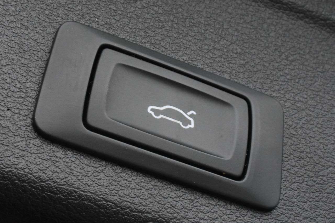 2017 AUDI S4 AVANT 2017 AUDI S4 AVANT