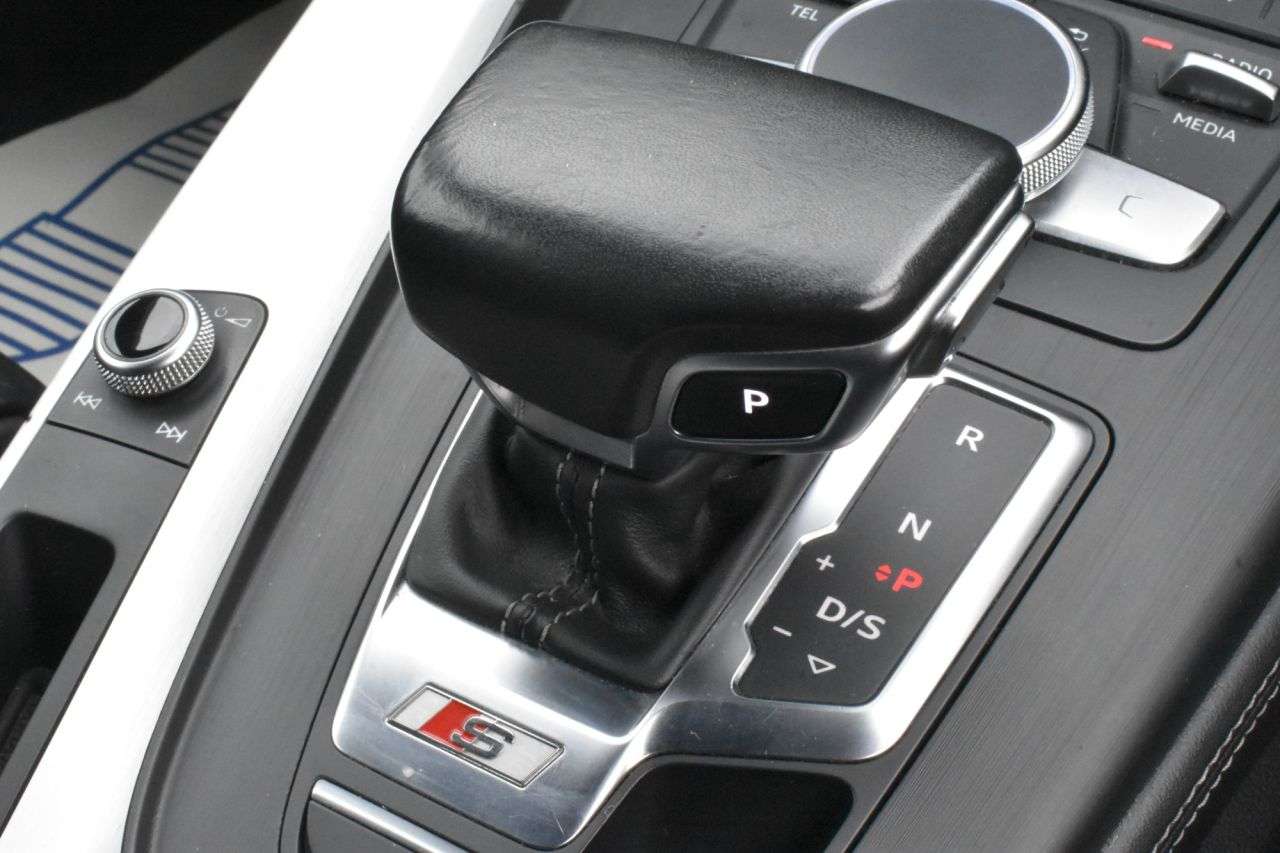 2017 AUDI S4 AVANT 2017 AUDI S4 AVANT