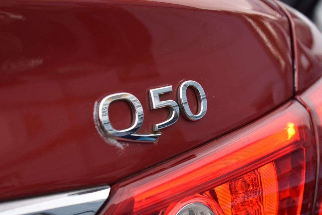 2015 INFINITI Q50 2015 INFINITI Q50