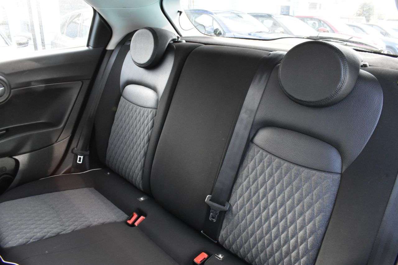 2018 FIAT 500X 2018 FIAT 500X