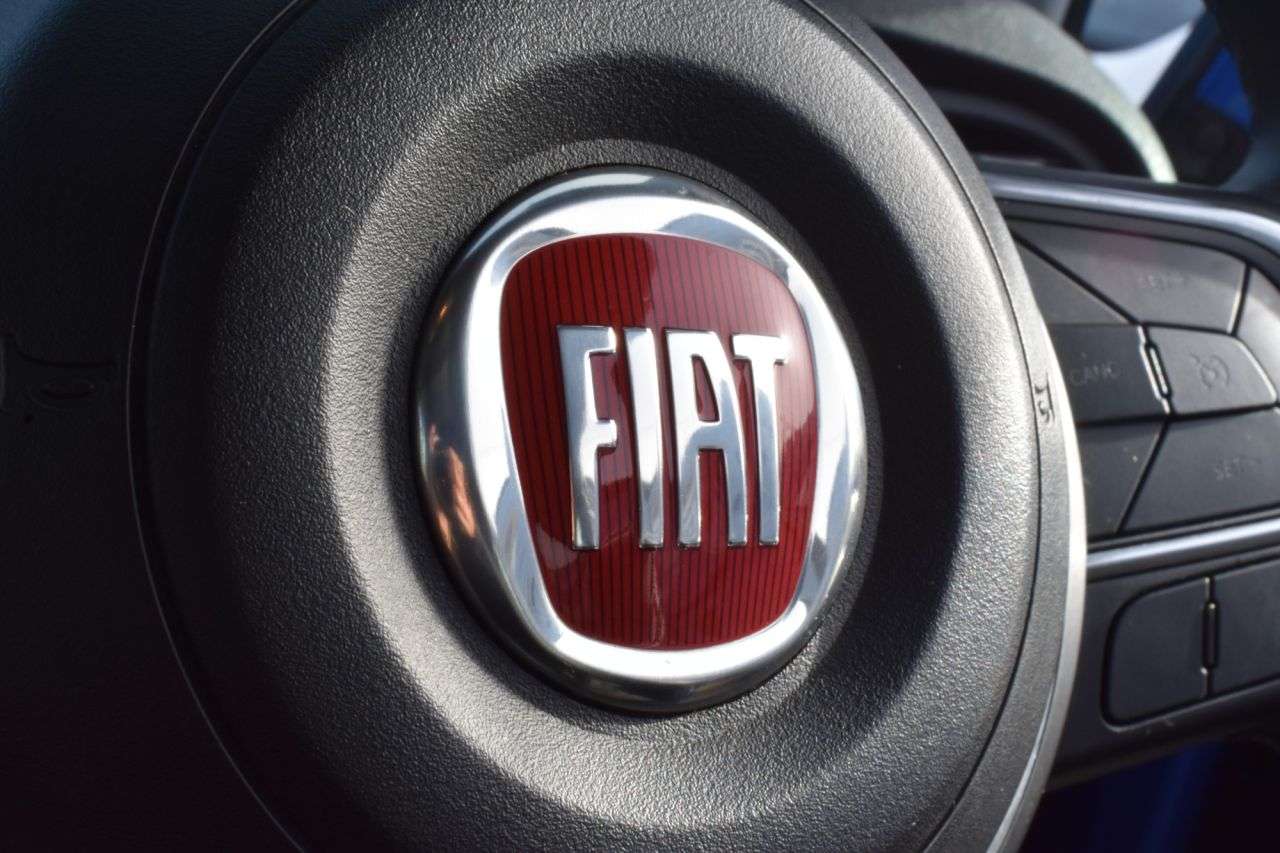 2018 FIAT 500X 2018 FIAT 500X