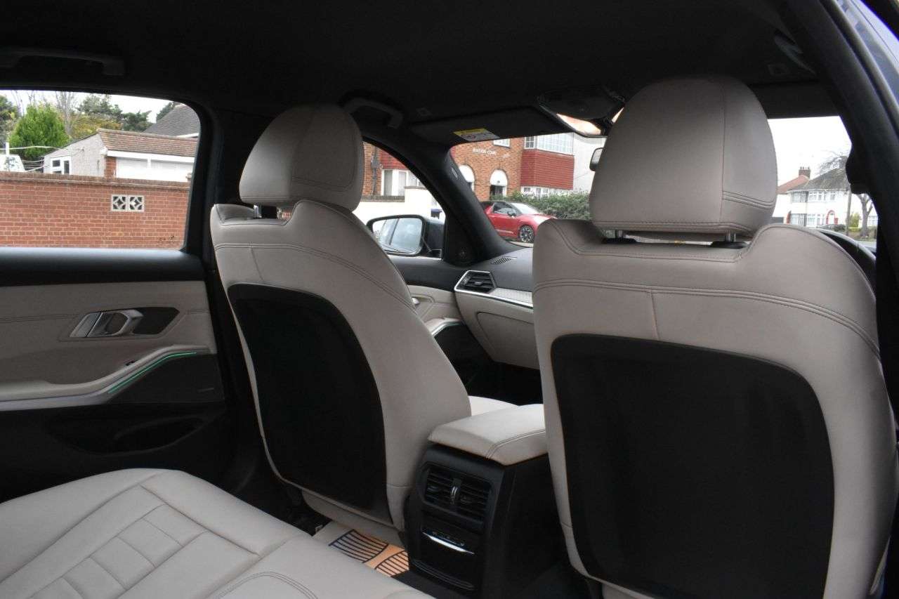 2019 BMW 3 SERIES 2019 BMW 3 SERIES