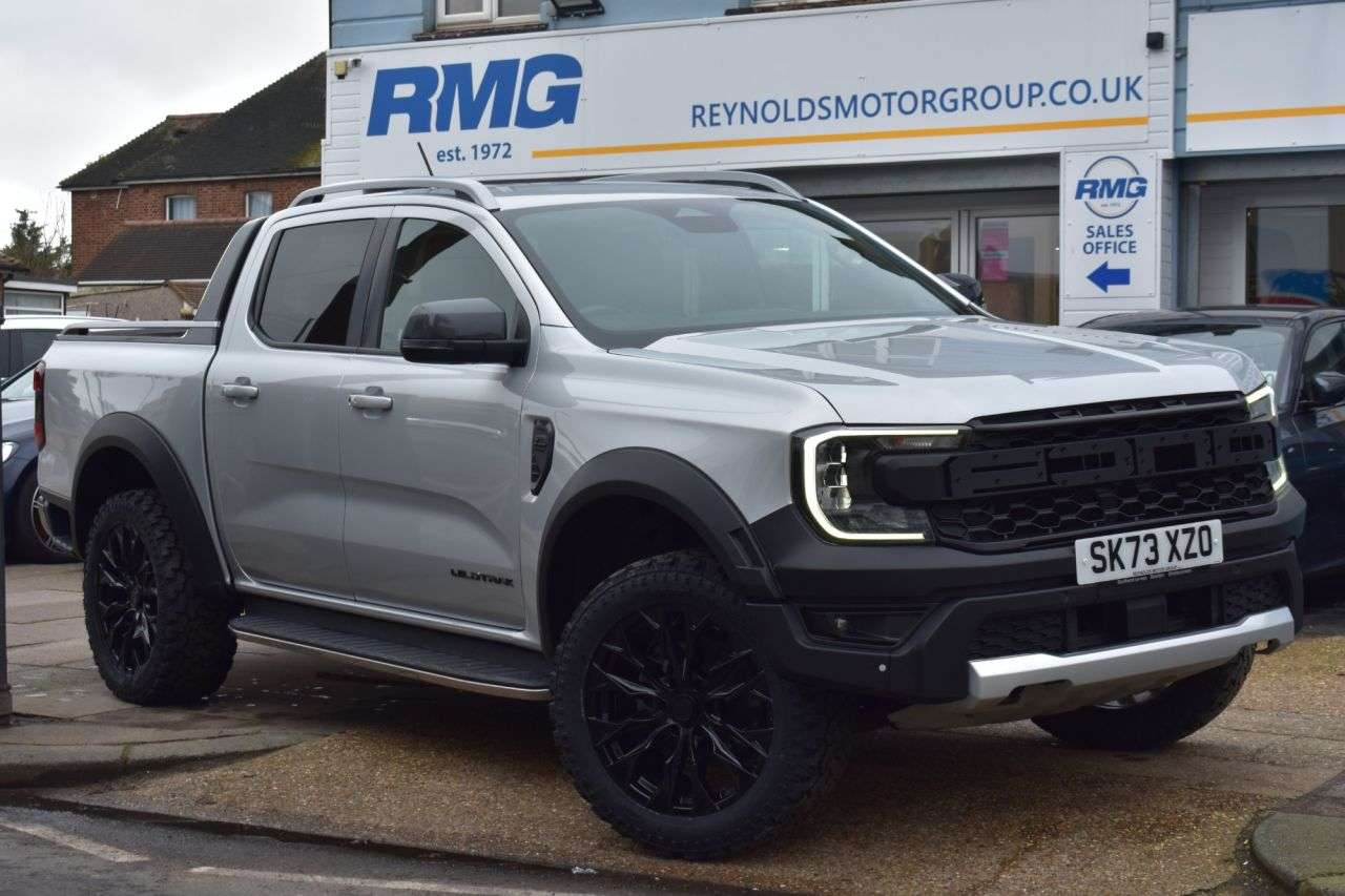 A 2023 FORD RANGER NO VAT RAPTOR BODY KIT 20" ALLOYS 2.0 TD EcoBlue WILDTRAK DOUBLE CAB 4dr DI A 2023 FORD RANGER NO VAT RAPTOR BODY KIT 20" ALLOYS 2.0 TD EcoBlue WILDTRAK DOUBLE CAB 4dr DI