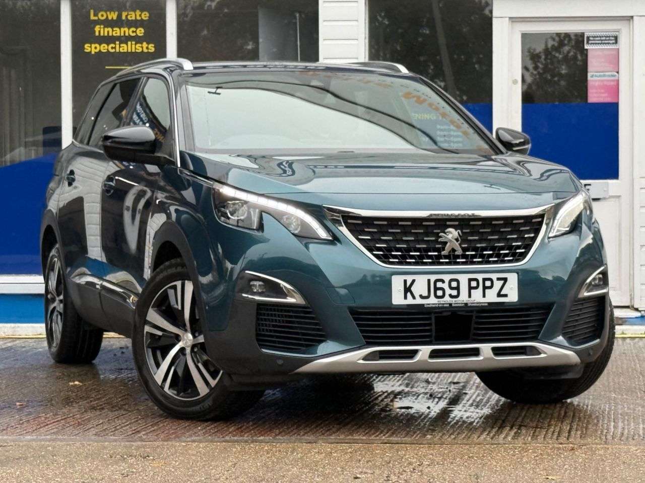 2020 PEUGEOT 5008 2020 PEUGEOT 5008