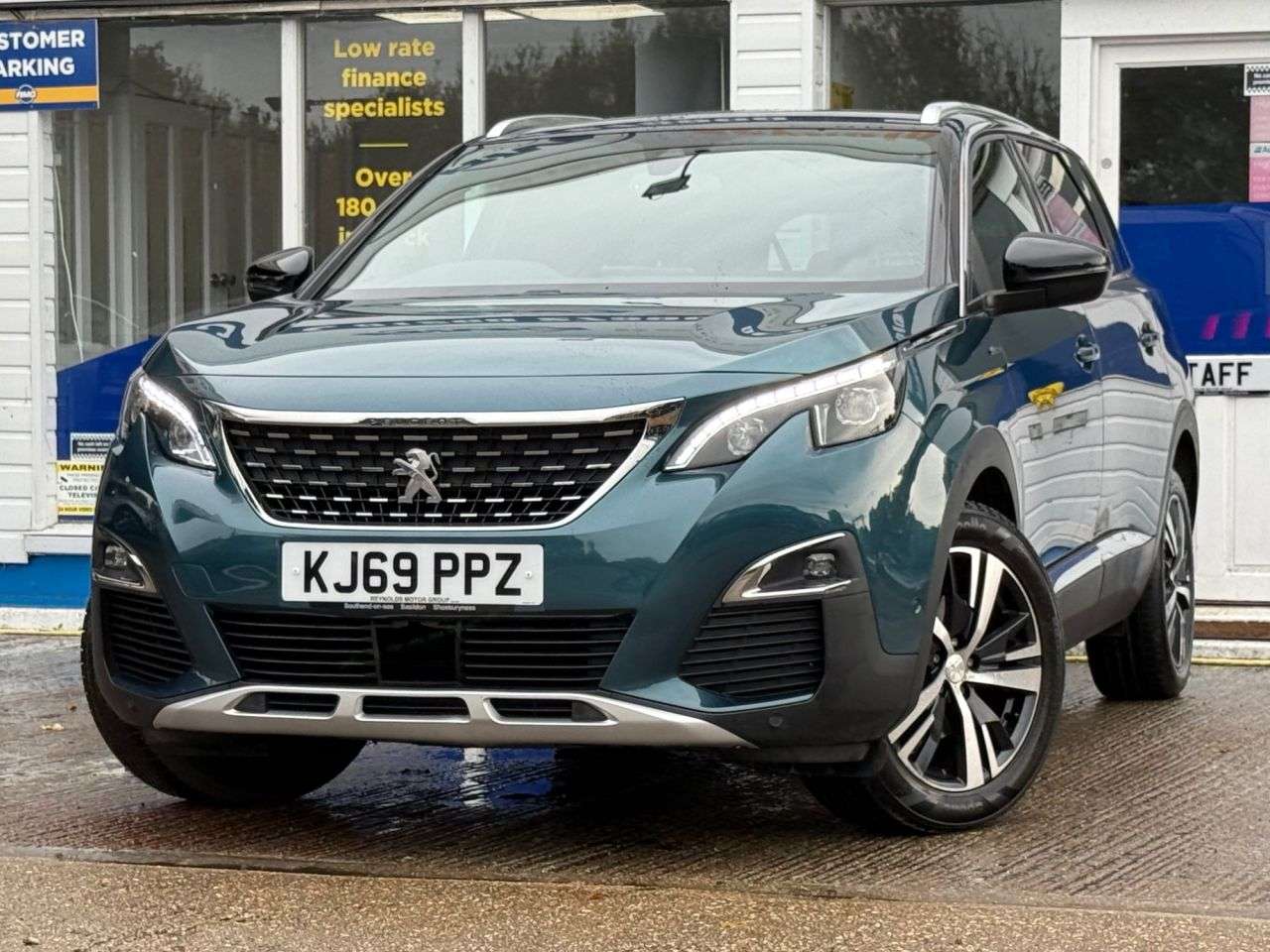 2020 PEUGEOT 5008 2020 PEUGEOT 5008