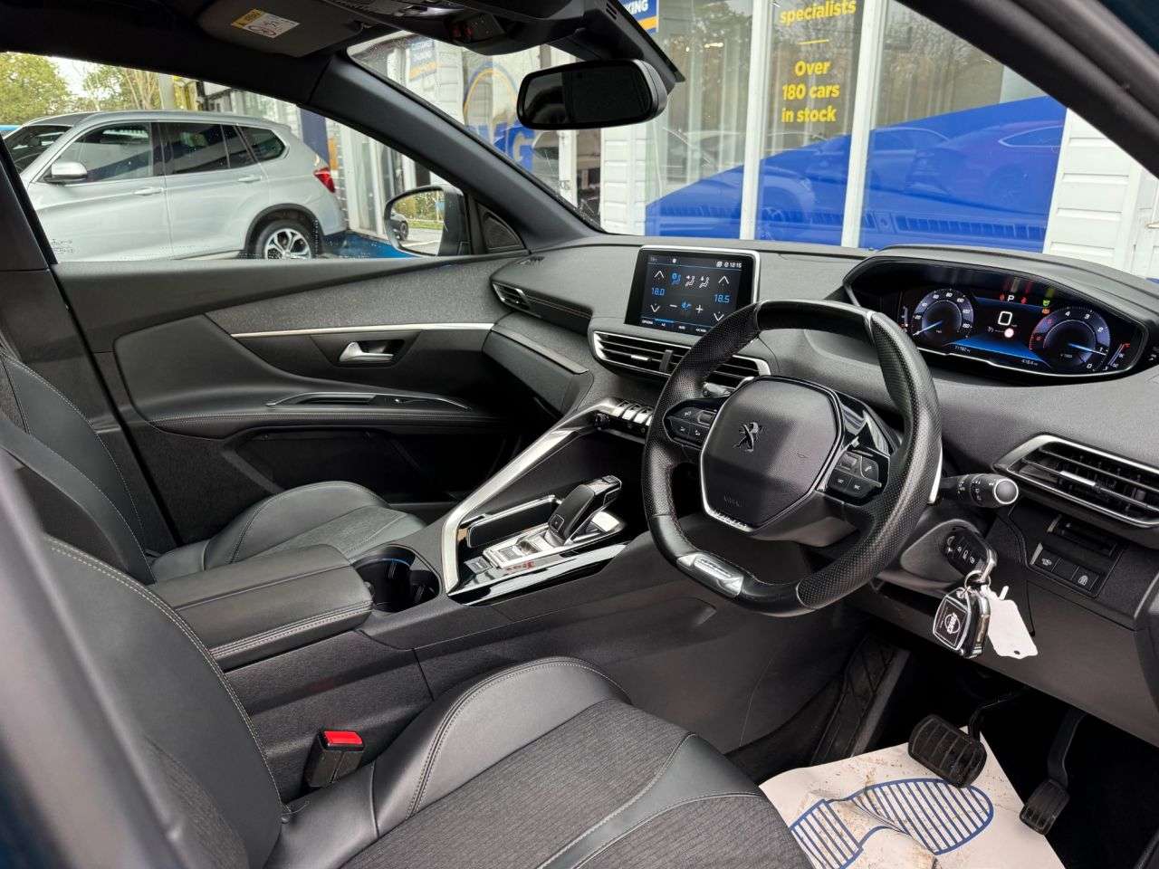 2020 PEUGEOT 5008 2020 PEUGEOT 5008