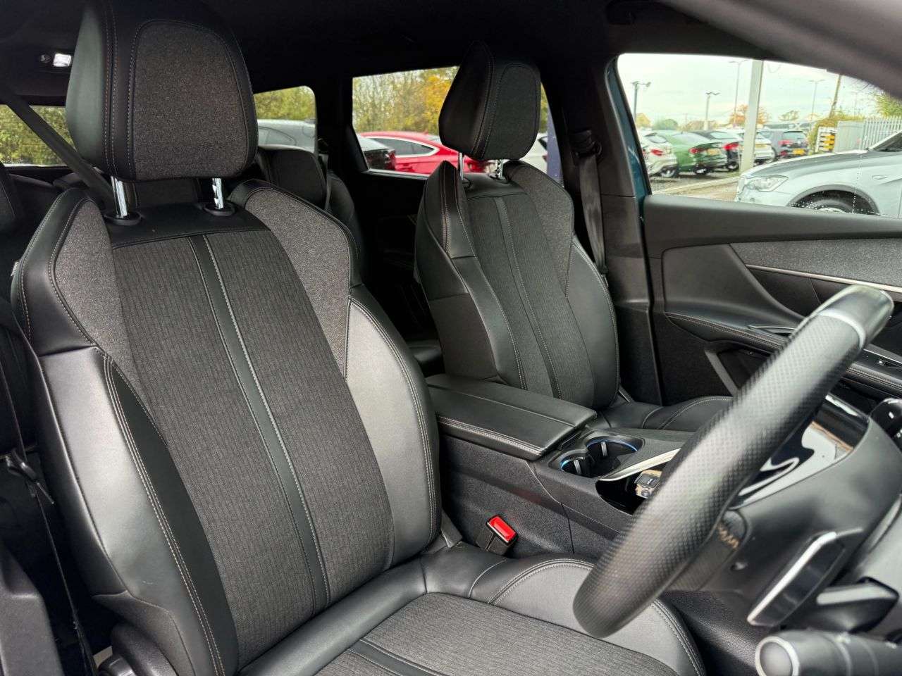 2020 PEUGEOT 5008 2020 PEUGEOT 5008