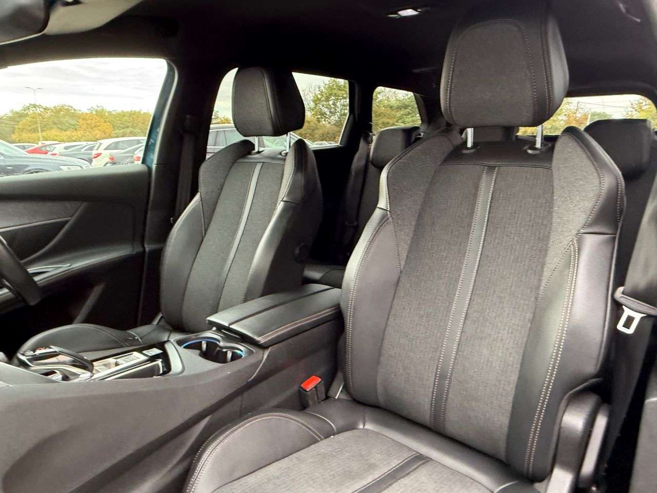 2020 PEUGEOT 5008 2020 PEUGEOT 5008