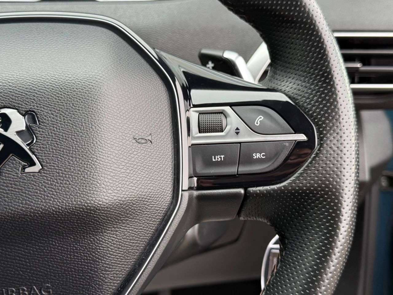 2020 PEUGEOT 5008 2020 PEUGEOT 5008