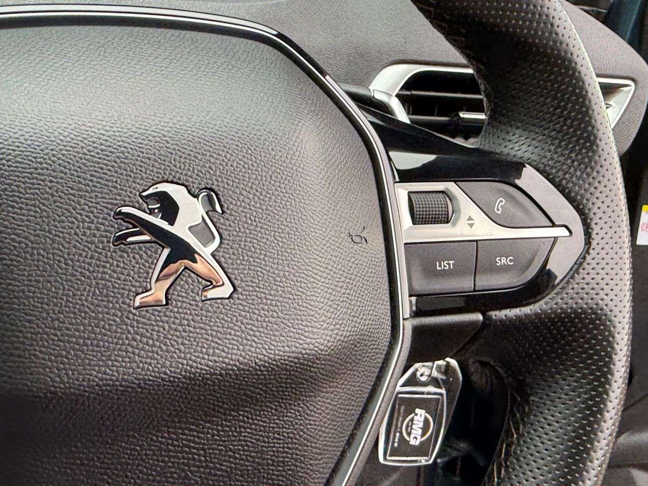 2020 PEUGEOT 5008 2020 PEUGEOT 5008