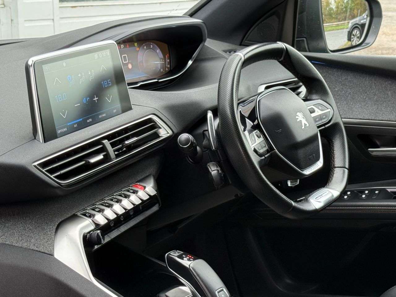 2020 PEUGEOT 5008 2020 PEUGEOT 5008