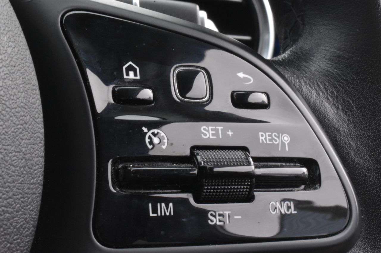 2018 MERCEDES-BENZ C-CLASS 2018 MERCEDES-BENZ C-CLASS