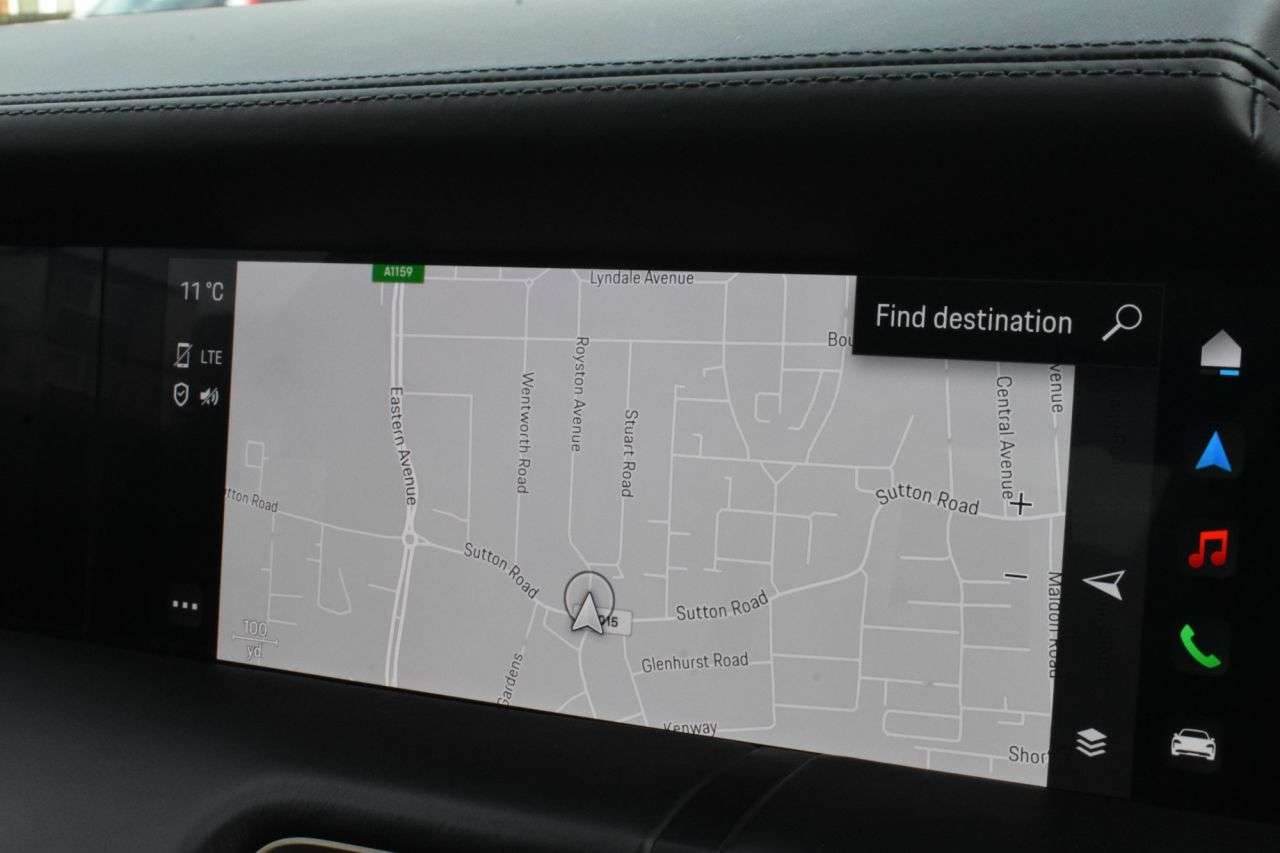 2020 PORSCHE TAYCAN 2020 PORSCHE TAYCAN