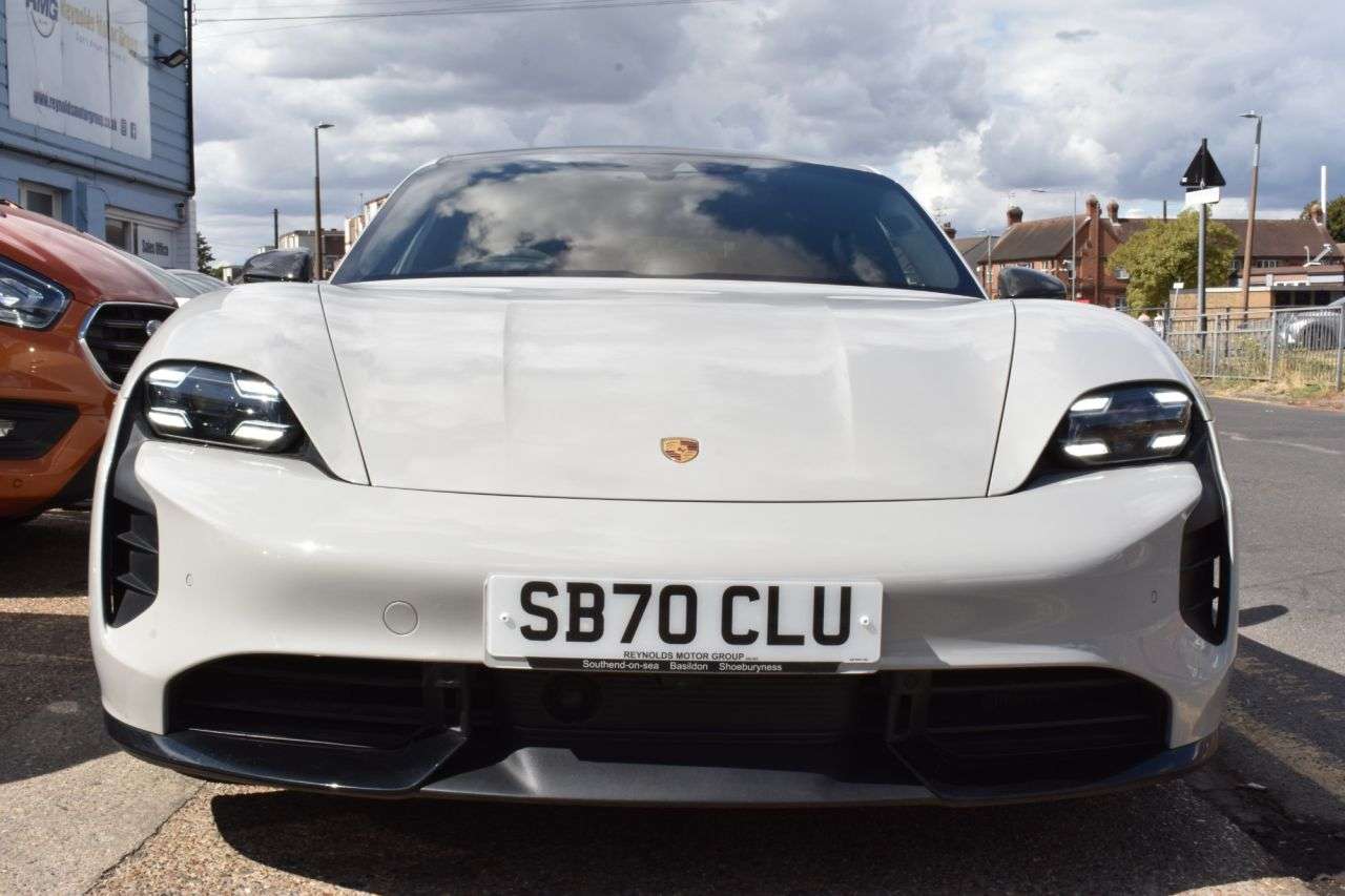 2020 PORSCHE TAYCAN 2020 PORSCHE TAYCAN