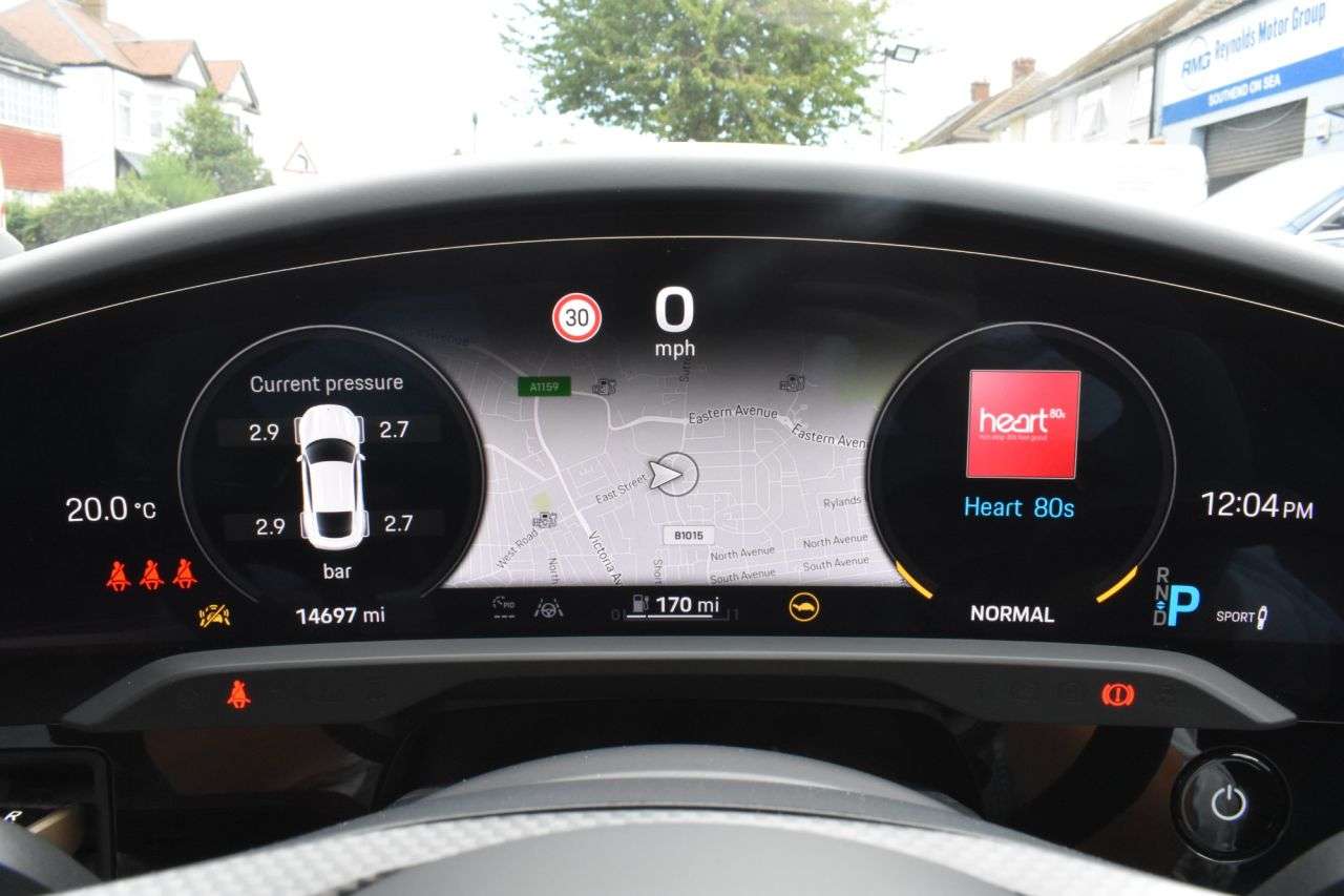 2020 PORSCHE TAYCAN 2020 PORSCHE TAYCAN