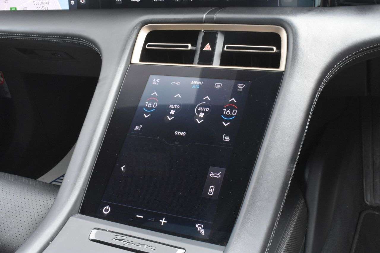 2020 PORSCHE TAYCAN 2020 PORSCHE TAYCAN