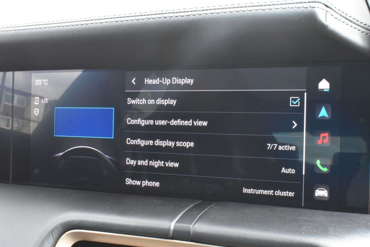 2020 PORSCHE TAYCAN 2020 PORSCHE TAYCAN