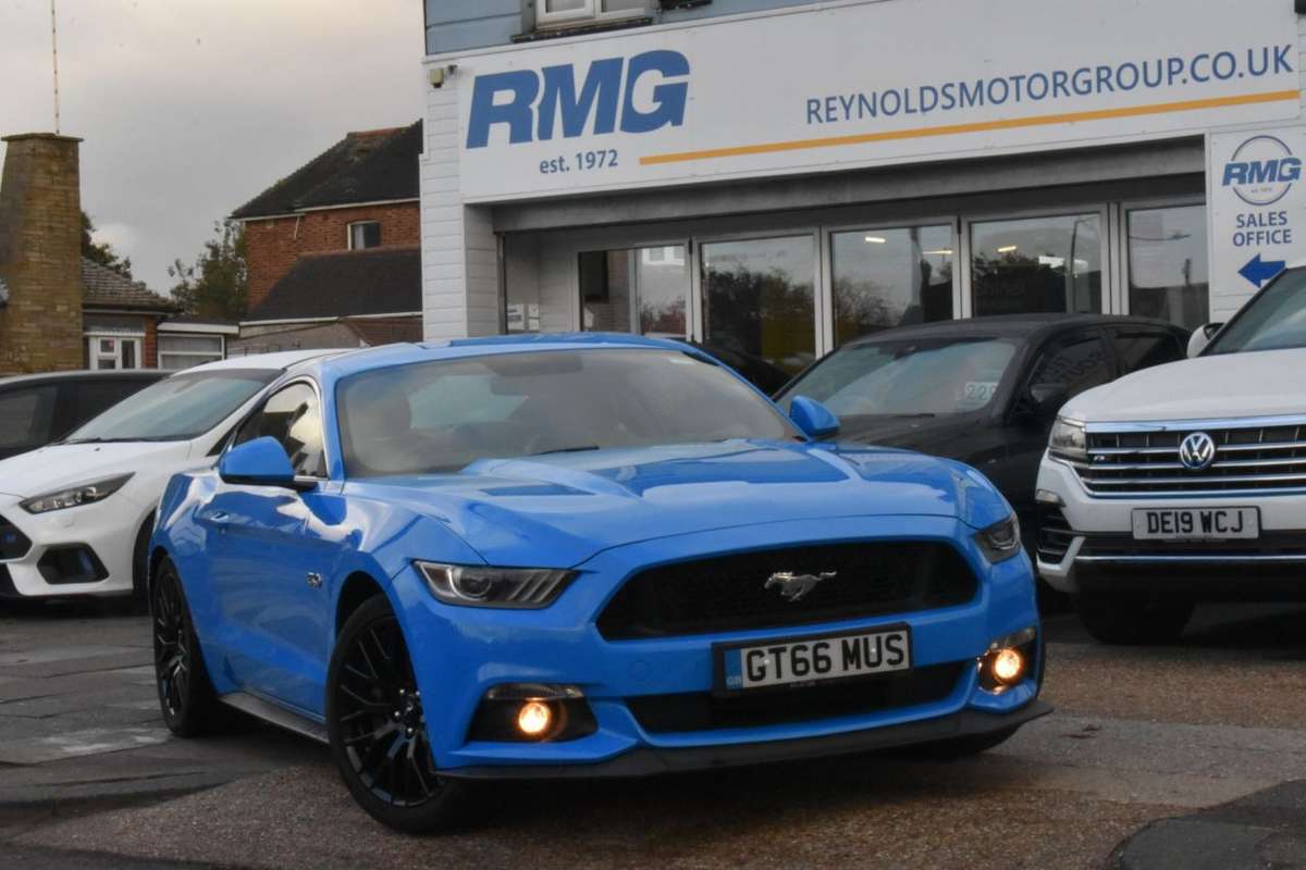 Check out this Ford Mustang 2016 Petrol Manual