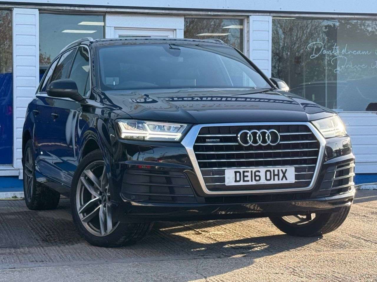 2016 AUDI Q7 2016 AUDI Q7